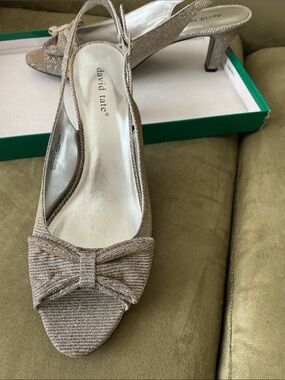David Tate Gold Glitzy 2.25" heels with front bow. Size 11